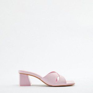 MID HEIGHT BLOCK HEEL SANDALS